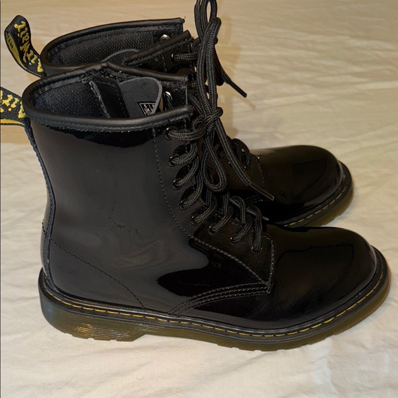 Dr. Martens Shoes - Dr. Martens 1460 Patent Leather Boots ‎ Black Glossy 7 Women Y2K goth